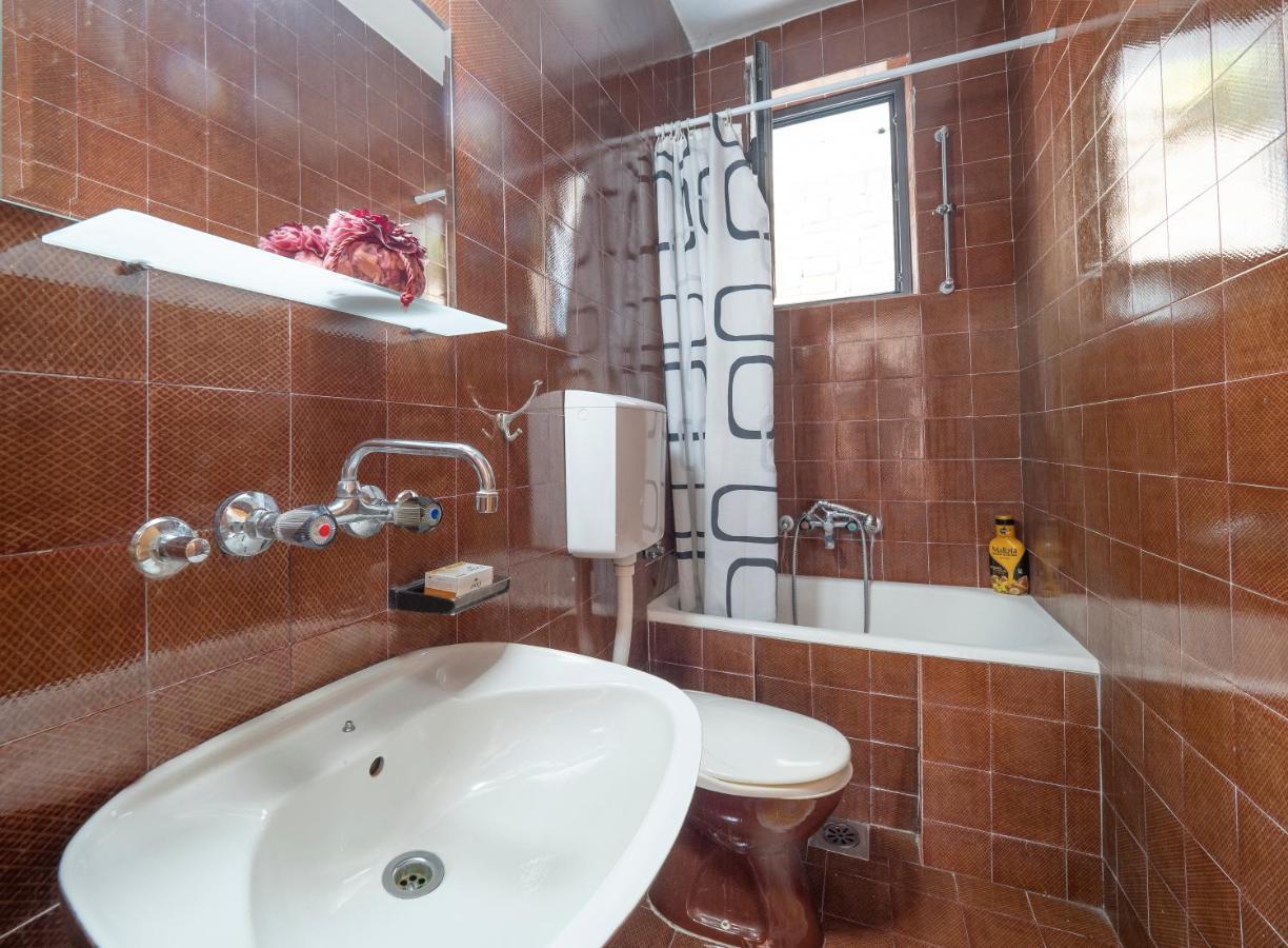 Guest House Madra Budva Eksteriør billede