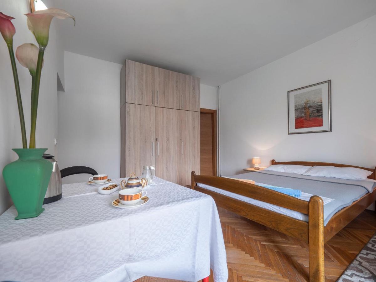 Guest House Madra Budva Eksteriør billede